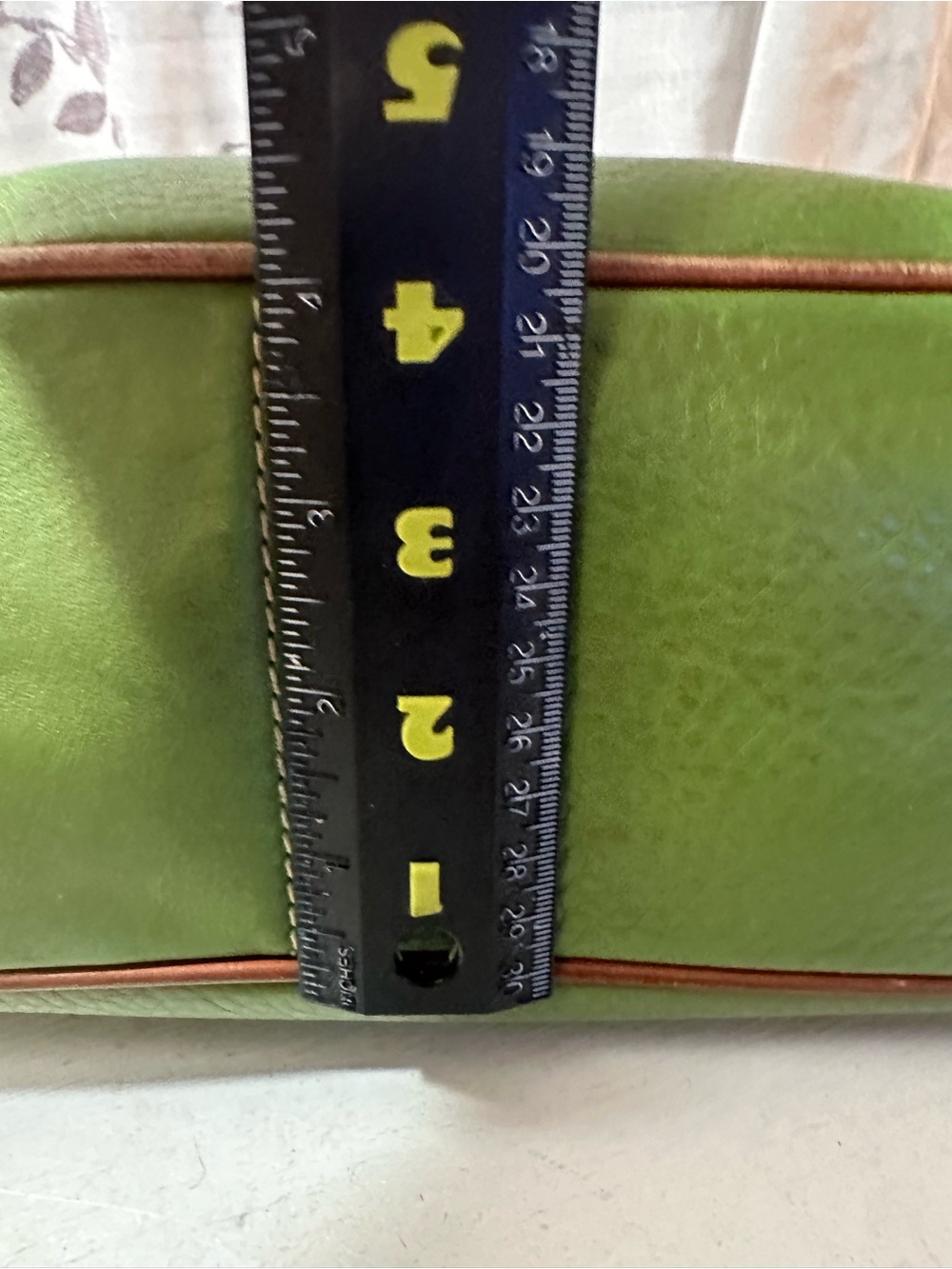 Dooney & Bourke Green Pebbled Leather Shoulder Bag with Brown Trim - Picture 11 of 13